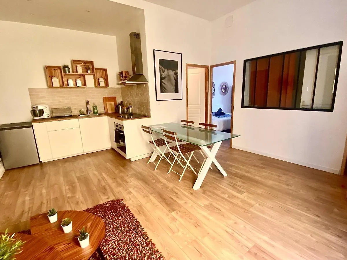 La Villa Camille Hyeres 0*,  France